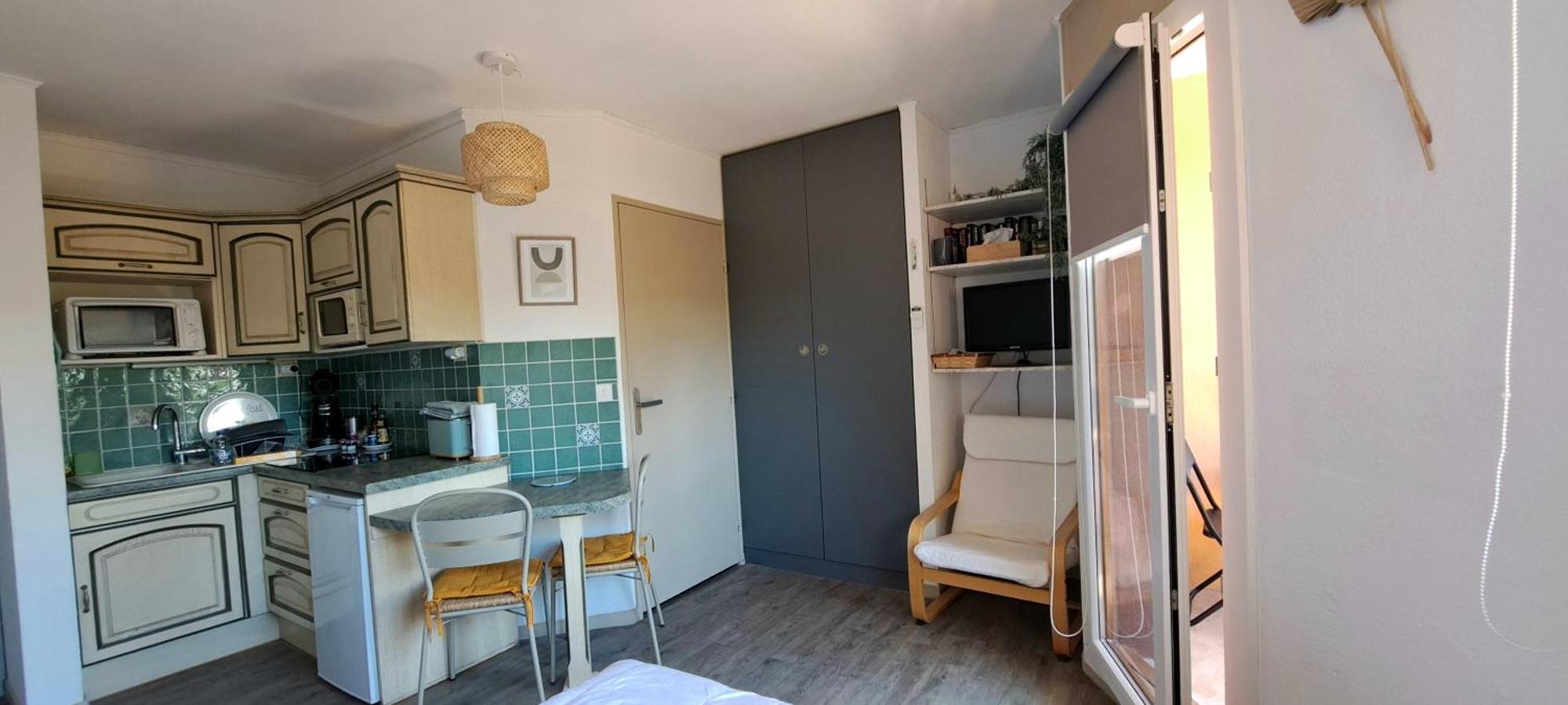 Studio Meuble Cures Thermales Avec Vue Gréoux-les-Bains Εξωτερικό φωτογραφία